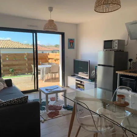 A 10min D'hossegor, T2 Avec Jardinet Et Terrasse *
